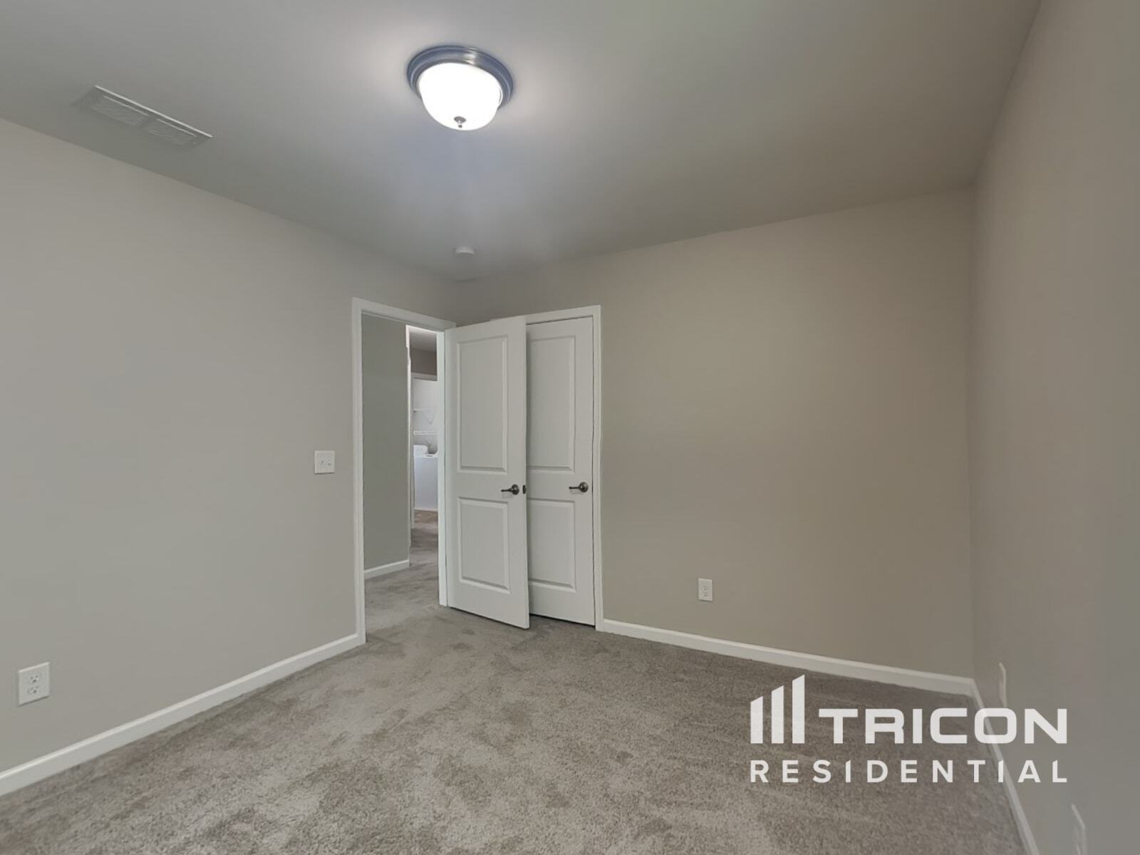 Building Photo - 332 Parmley Ln