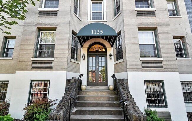 Building Photo - 1125 Maryland Ave NE
