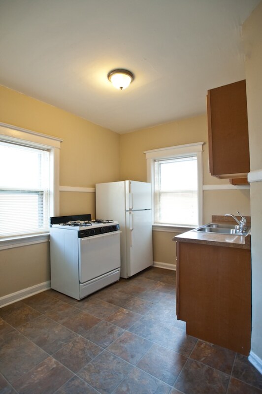 Building Photo - 2534 N Prospect Ave