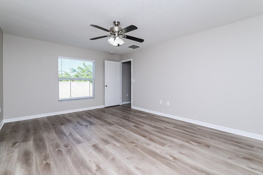 Building Photo - 1758 Broad Winged Hawk Dr