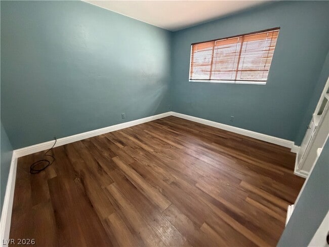 Building Photo - 1516 Houssels Ave