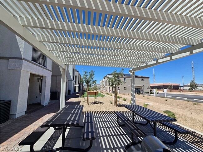 Building Photo - 5740 CRENELLATED St