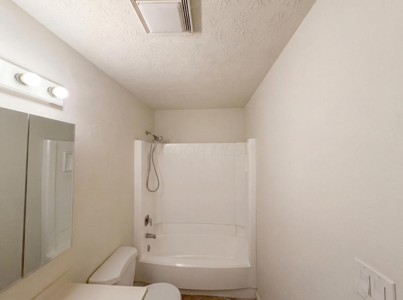 Building Photo - 6628 Brock St