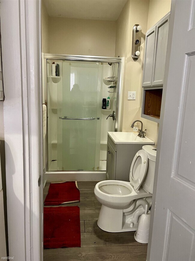 Building Photo - 1 br, 1 bath House - 935 Prospect Avenue N...