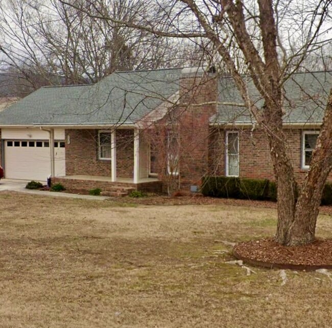 Primary Photo - 201 Kirkwood Dr