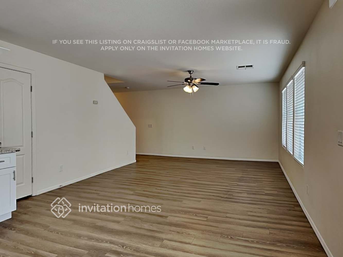 Building Photo - 651 E Banelli Pl