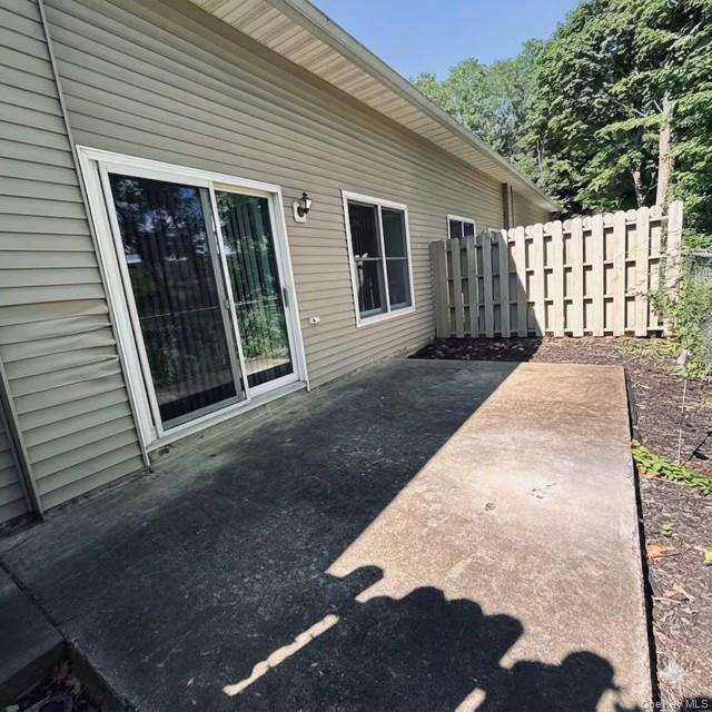 Building Photo - 310 Jersey Ave