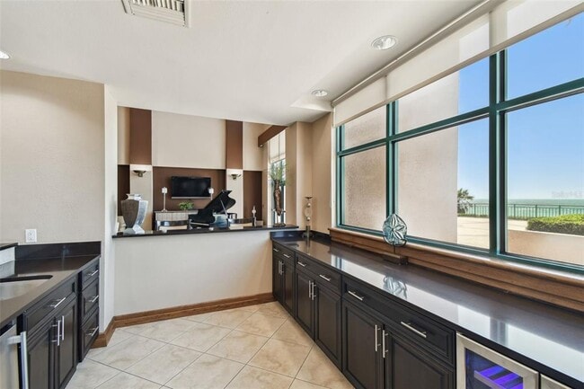 Building Photo - 1560 Gulf Blvd