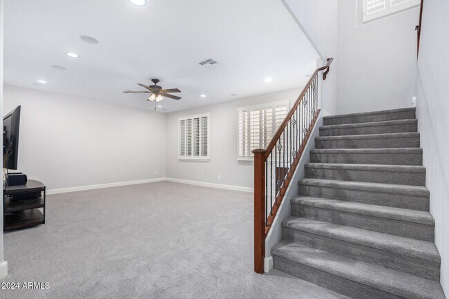 Building Photo - 12374 S 181st Dr