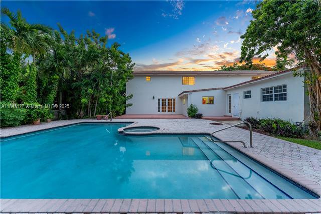 Building Photo - 7100 SW 56th St