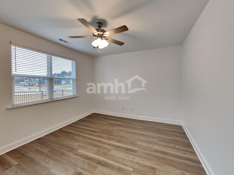 Building Photo - 8308 Northpoint Dr
