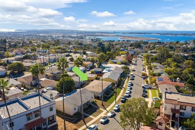 Building Photo - 2 Bedroom Home in Clairemont / Bay Park