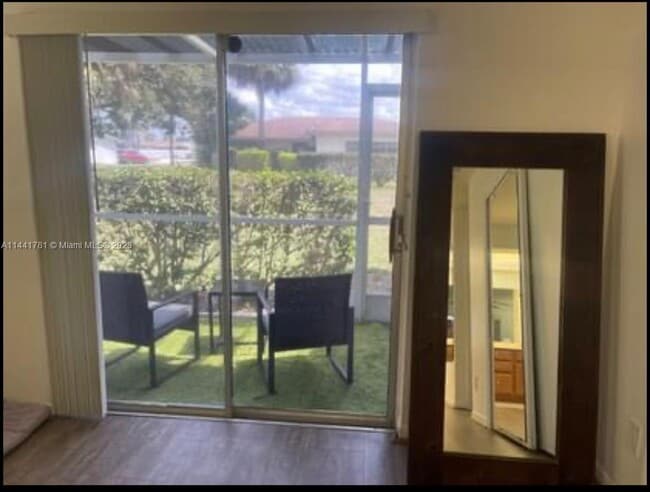 Building Photo - 127 Highview Ave