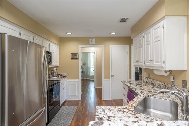 Building Photo - 116 Meadowglen Cir