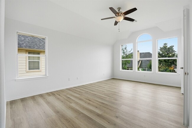 Building Photo - 2802 Kestrel Trace Ln