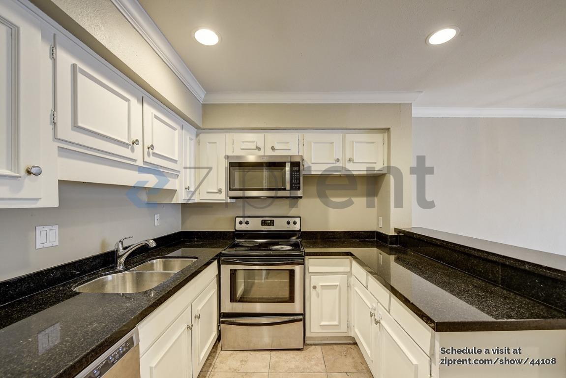 Building Photo - 5315 Fleetwood Oaks Ave