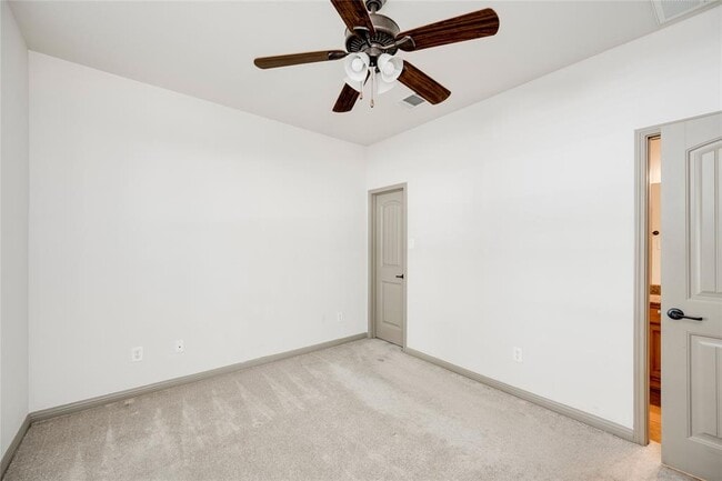 Building Photo - 483 McGarity