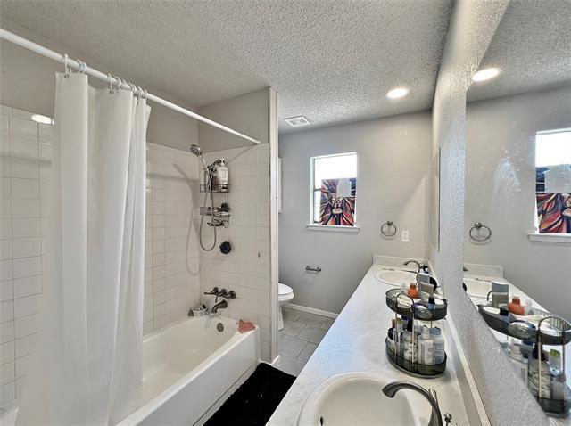 Building Photo - 1803 Ridgebrook Dr