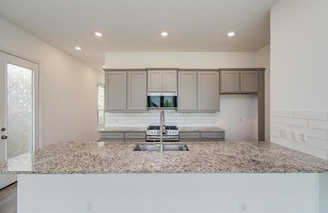 Building Photo - 4138 Balboa Dr