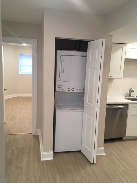 Building Photo - 5990 Alder St