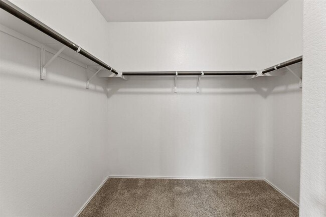 Building Photo - 6526 Teramo Ter