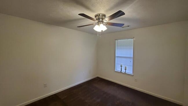Building Photo - 1084 Micha Way
