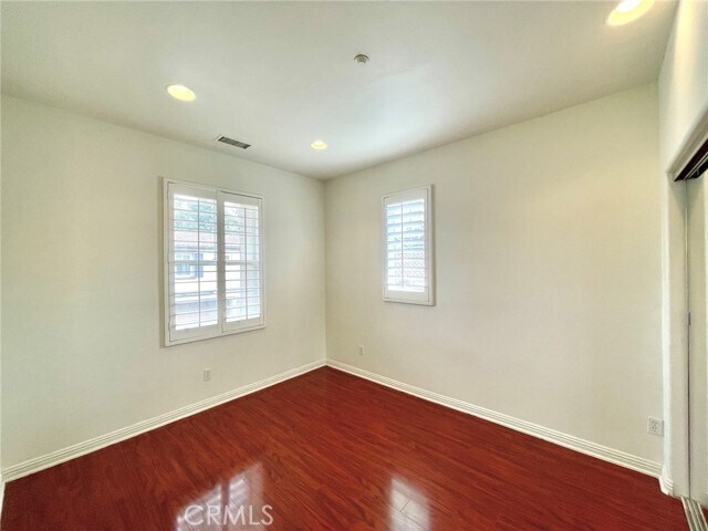 Building Photo - 140 Paseo Vista