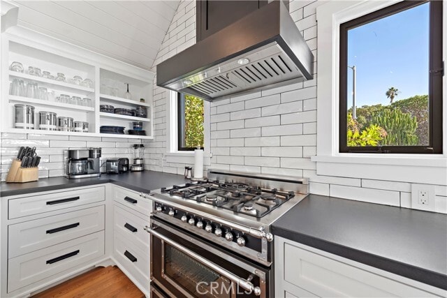 Building Photo - 154 Pearl St