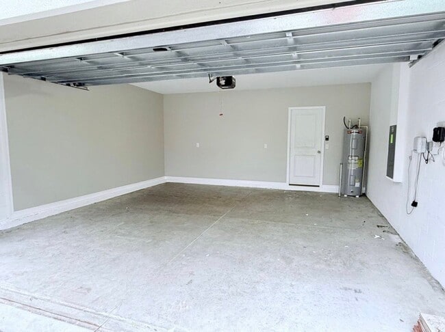 Building Photo - 7109 Amelia Cove Ct