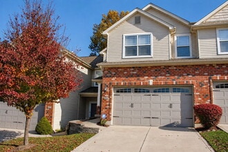 Building Photo - 404 Willott Square Dr