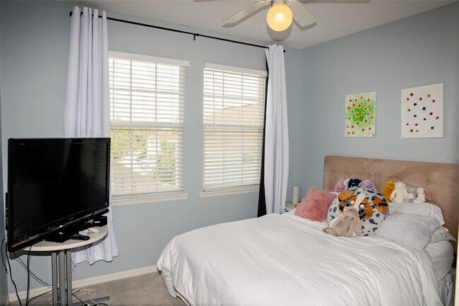 Building Photo - 411 Sycamore St