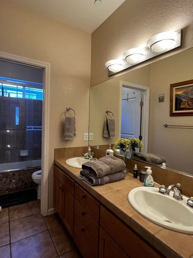 Building Photo - 1142 Harbour Cove Ct