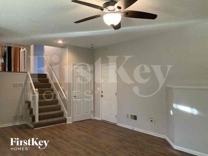 Building Photo - 1409 NE 101st Terrace