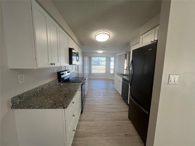 Building Photo - 22328 Yonkers Ave