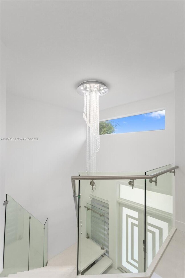 Building Photo - 8740 NW 153rd Terrace