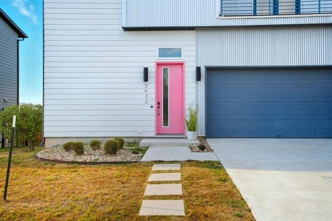 Building Photo - 5432 Agatha Cir