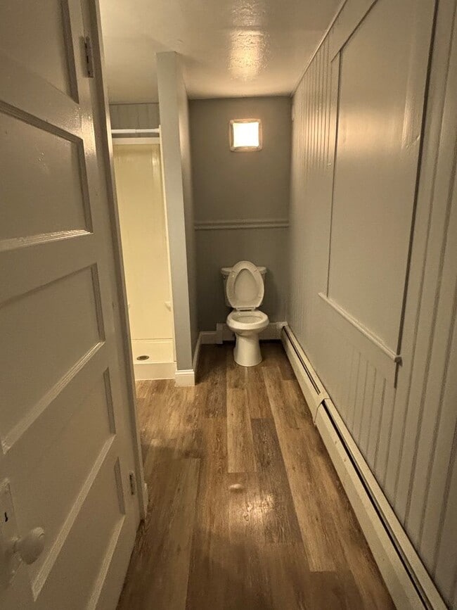 Building Photo - 151 S Main St