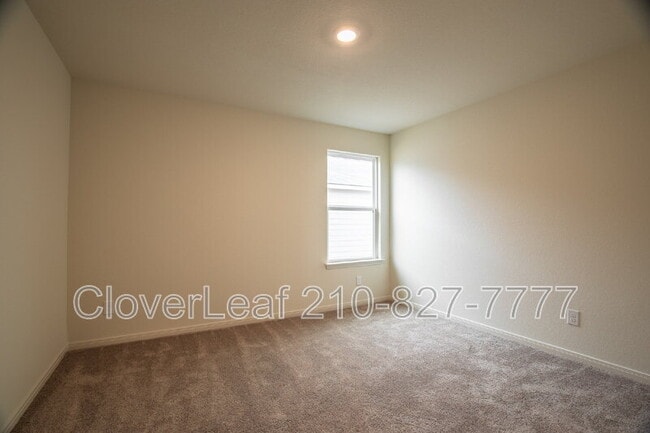 Building Photo - 772 Shoal Crk