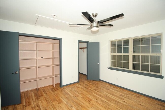 Building Photo - 4960 Milwee St