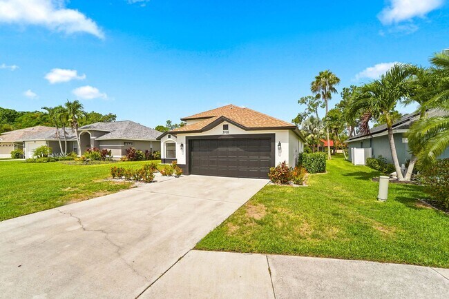 Building Photo - Newly renovated 3-bedroom, 2-bath single-family residence located in the Queens Park community.