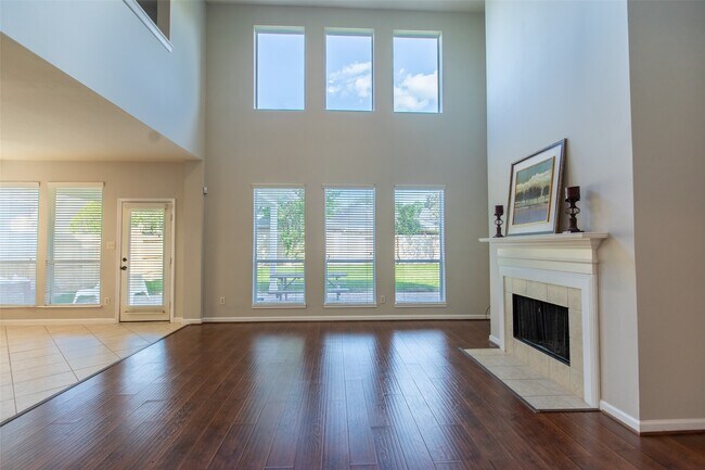 Building Photo - 20911 Avery Cove Ln