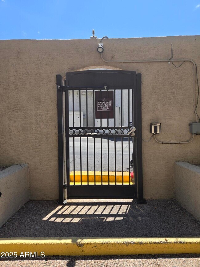 Building Photo - 5104 N 32nd St