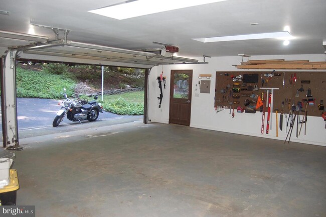 Building Photo - 9728 Swift Creek Ct