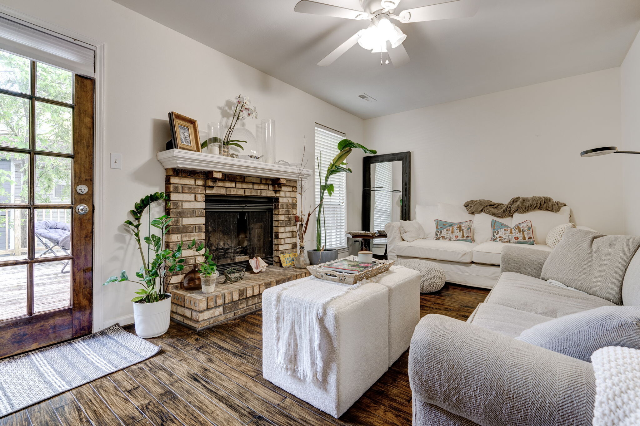 Living Room/Outdoor Deck - 1733 14th Ct S