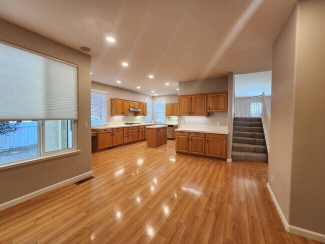 Building Photo - Home For Rent in Caughlin Ranch Reno