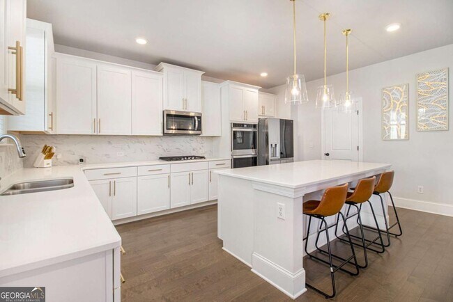 Building Photo - 603 Skye Ct