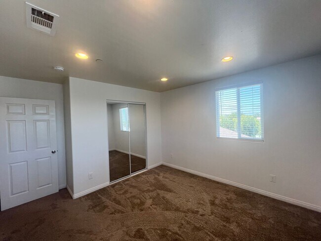 Building Photo - 621-623 W Imperial Hwy