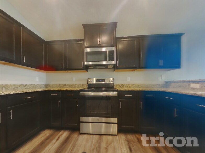 Building Photo - 3266 Hidden Meadows Ct