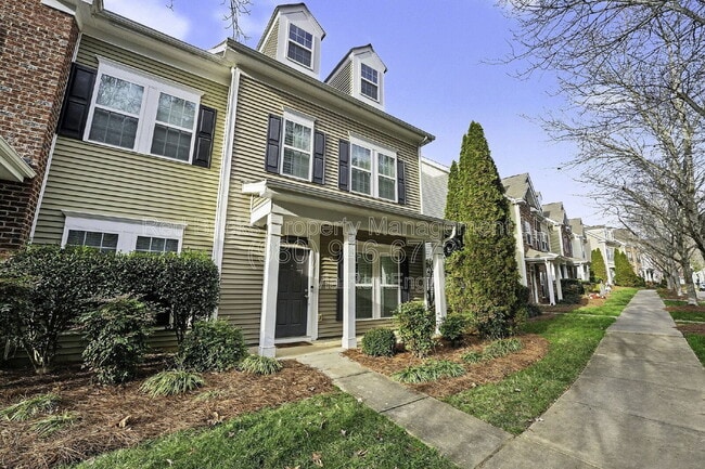 Building Photo - 13844 Cypress Woods Dr