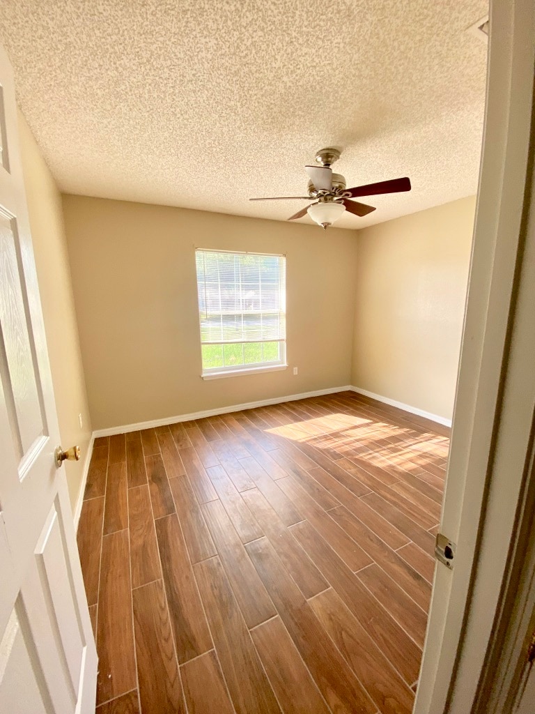 Building Photo - 921 Shenandoah Ave